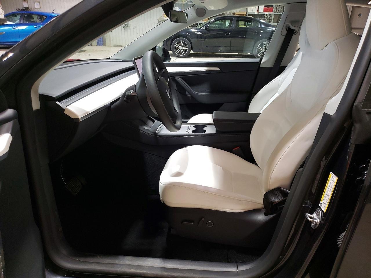2024 TESLA MODEL Y
