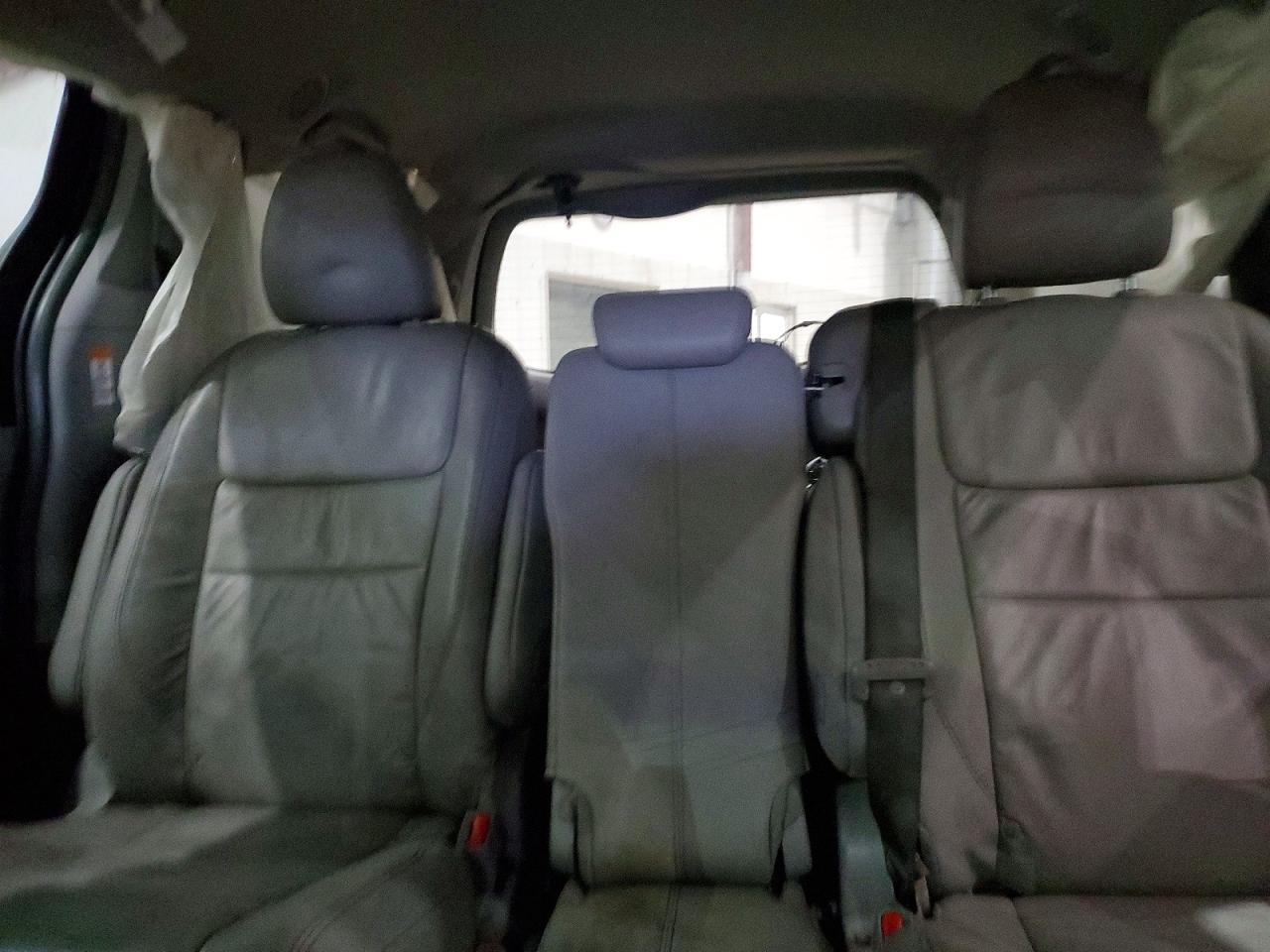 2015 TOYOTA SIENNA