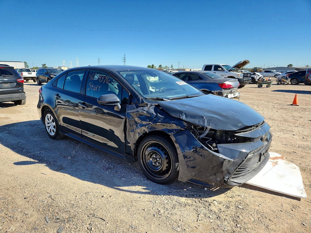 2025 TOYOTA COROLLA