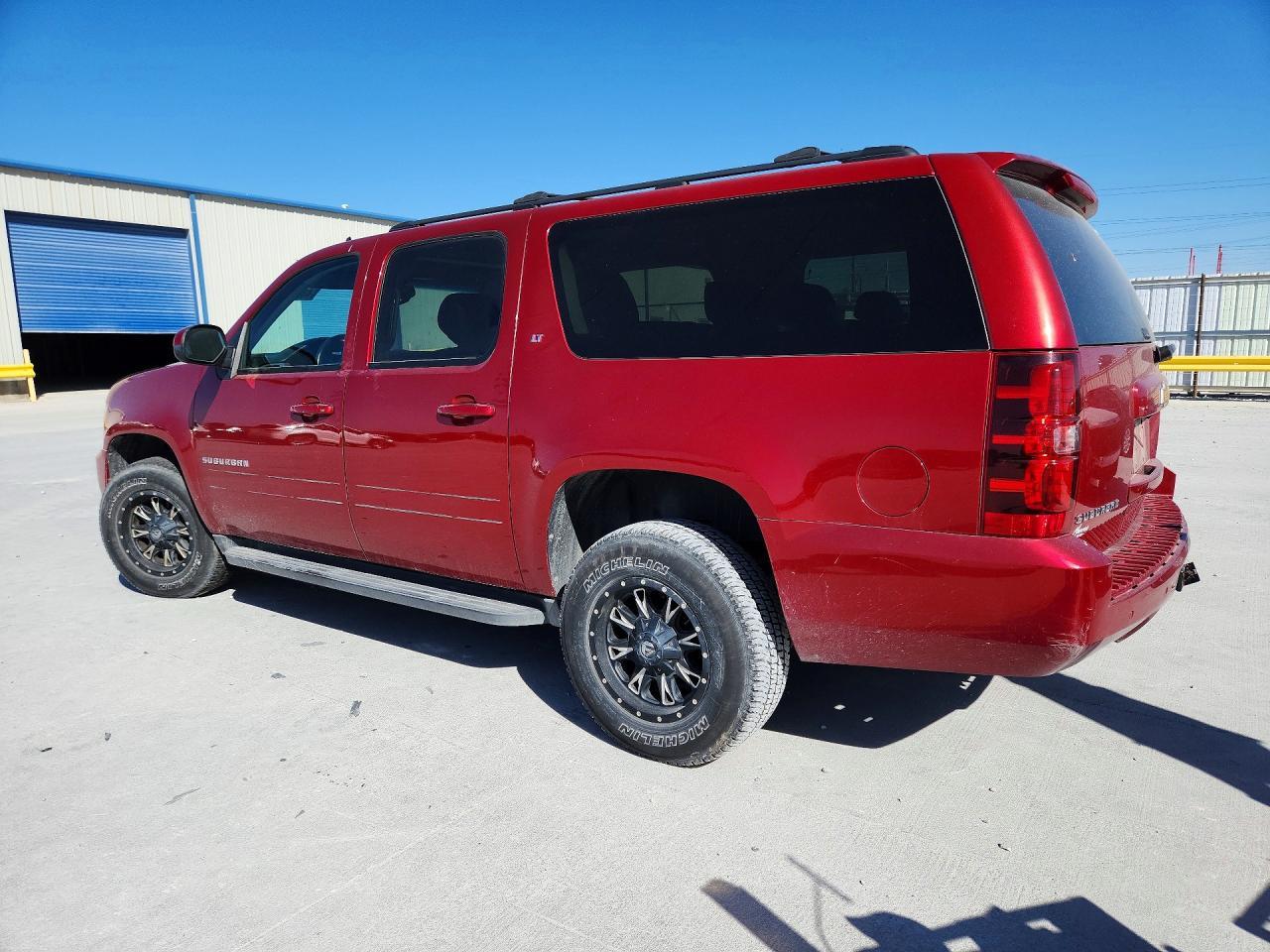2013 CHEVROLET Suburban