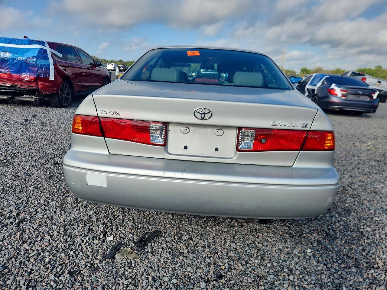 2001 TOYOTA CAMRY