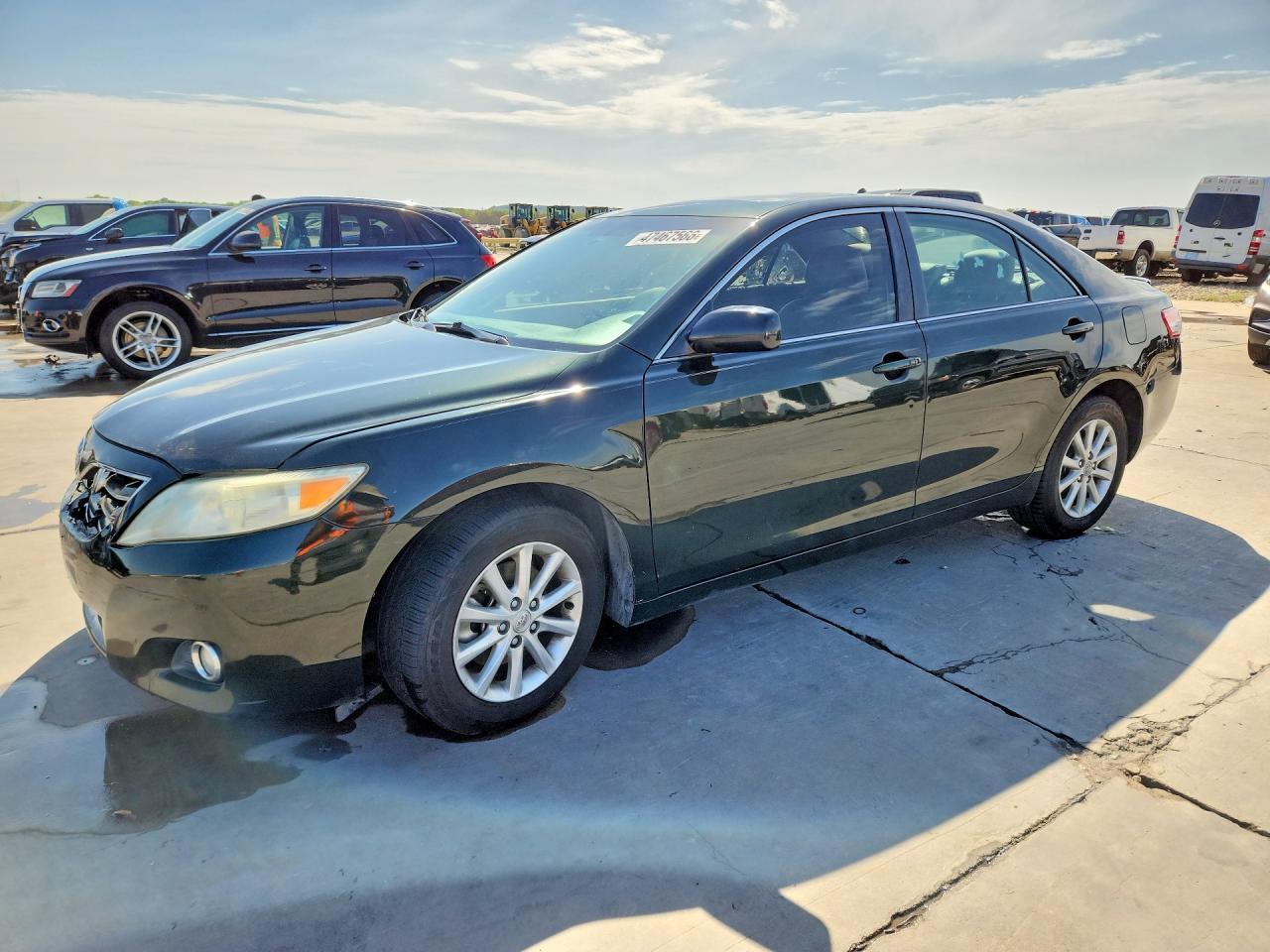 2011 TOYOTA CAMRY