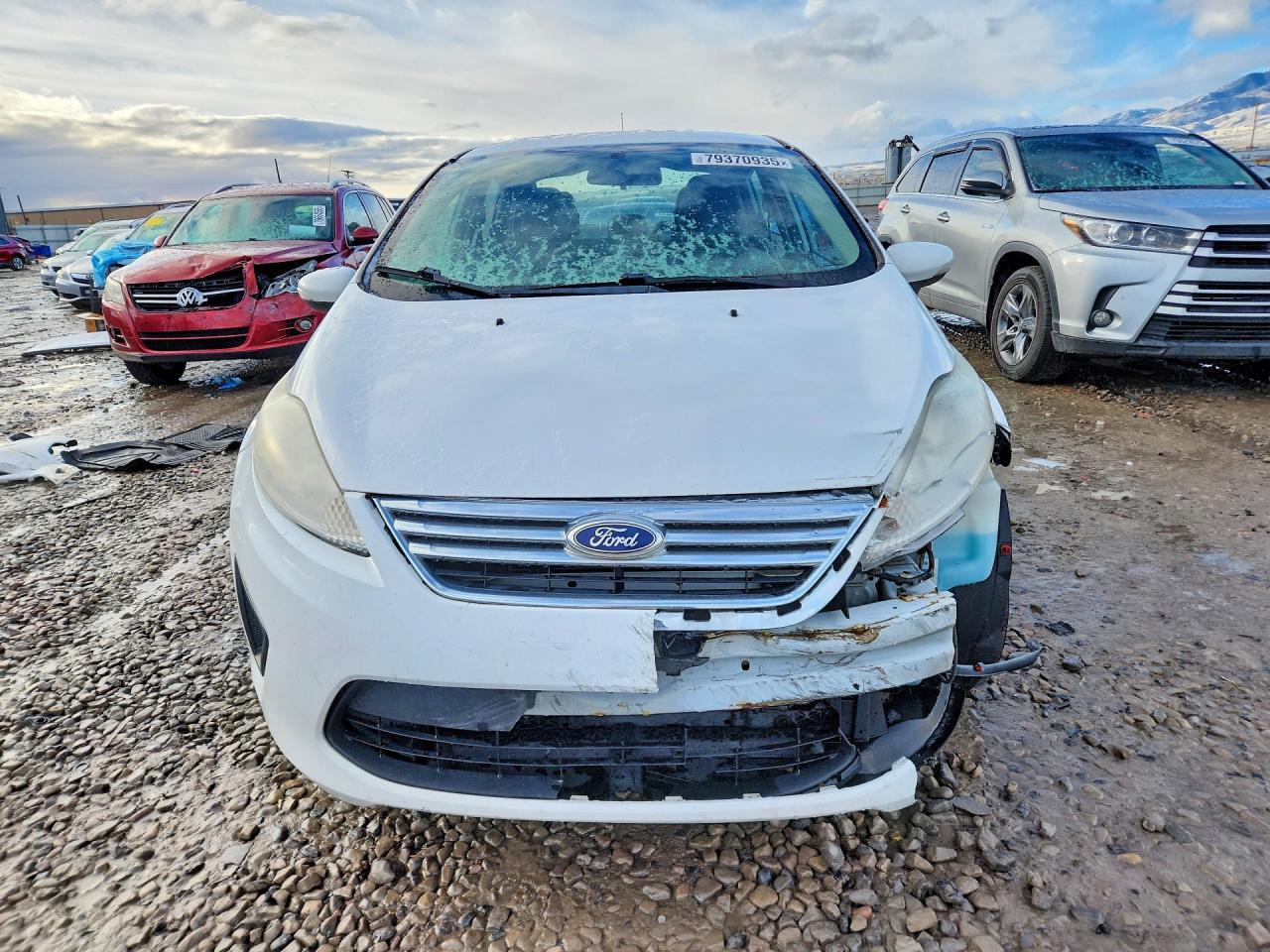 2013 FORD Fiesta