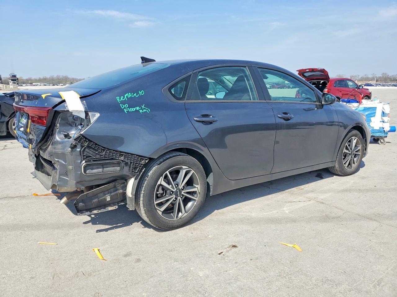 2024 KIA FORTE