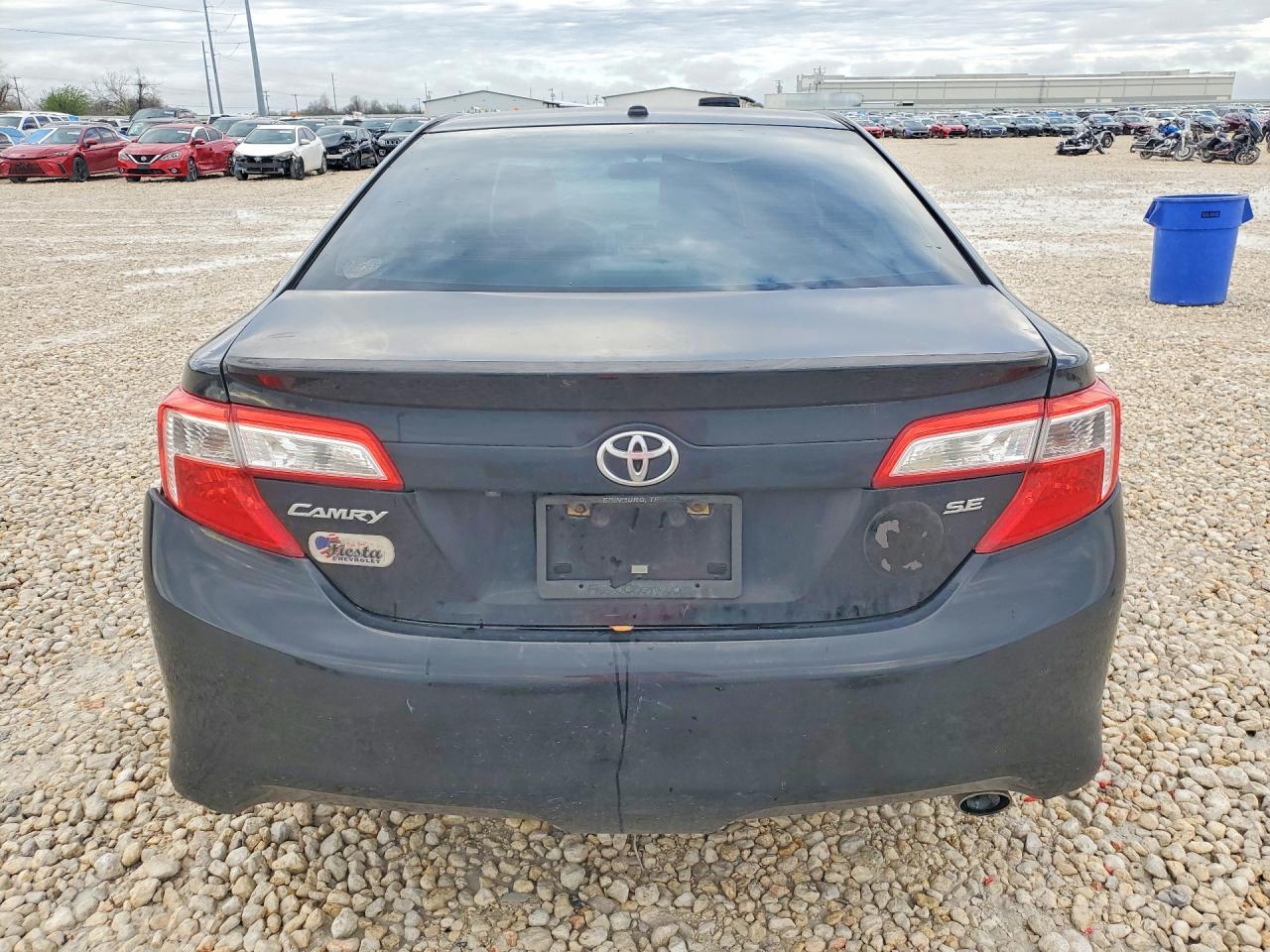 2014 TOYOTA CAMRY