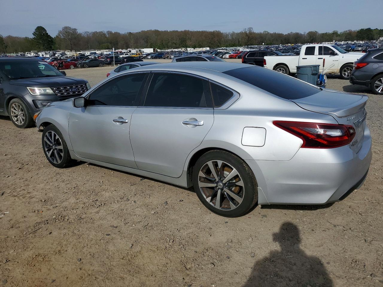 2017 NISSAN ALTIMA
