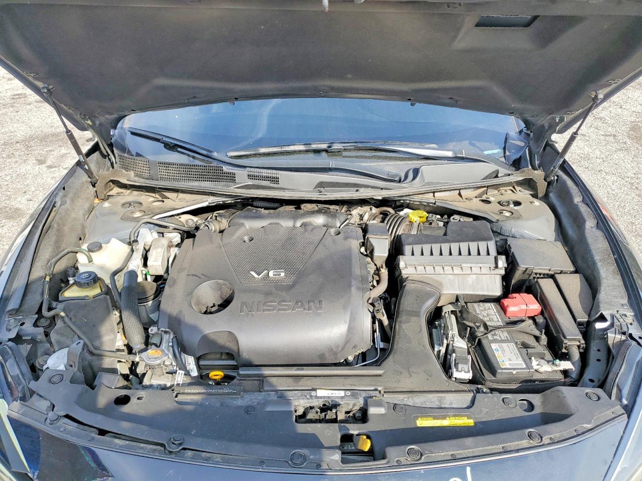 2023 NISSAN Maxima