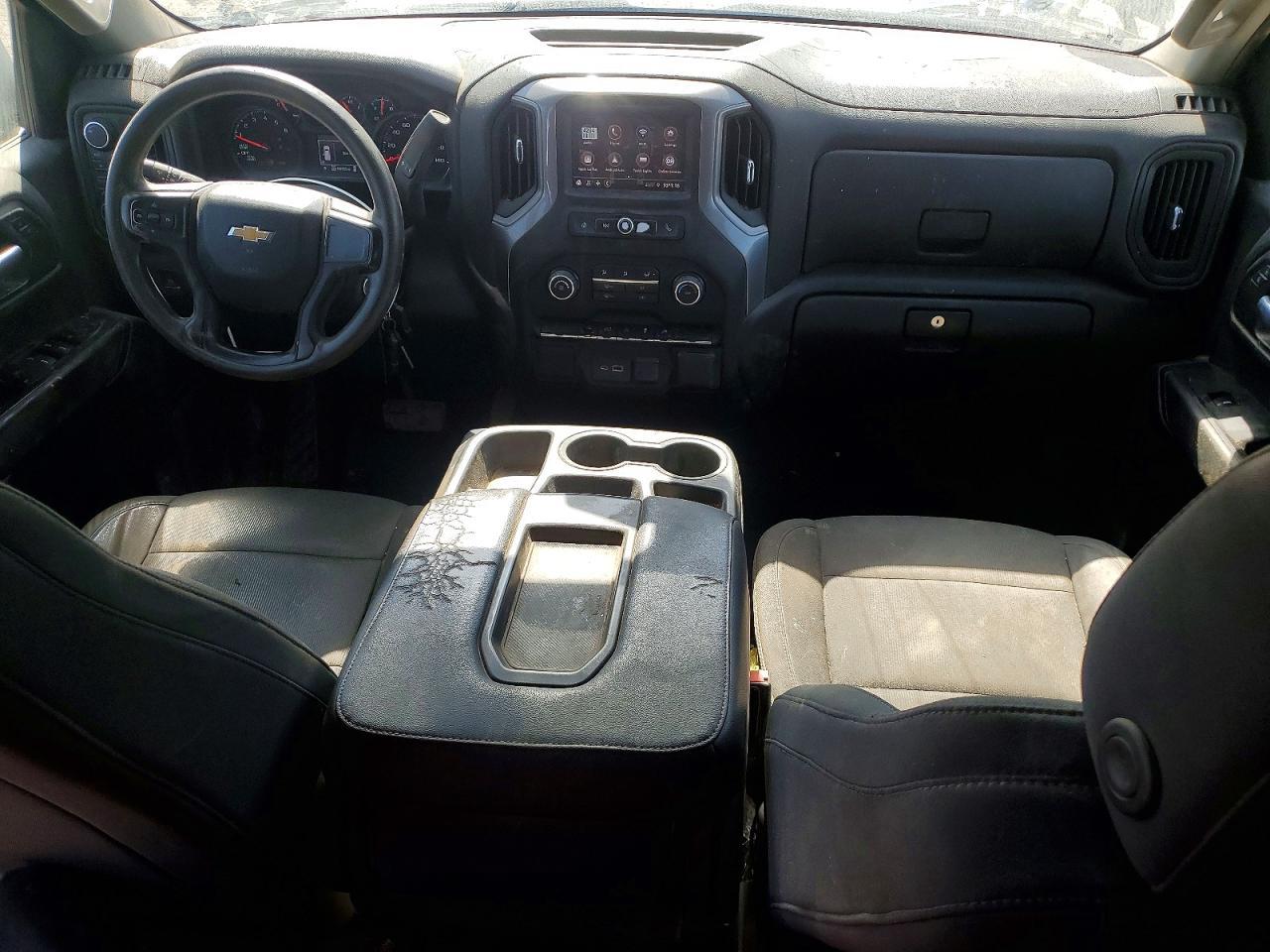 2021 CHEVROLET Silverado