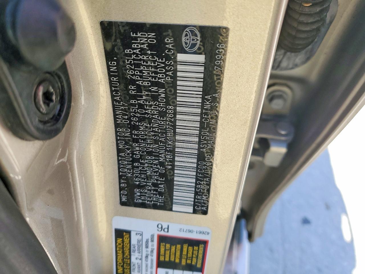 2017 TOYOTA CAMRY