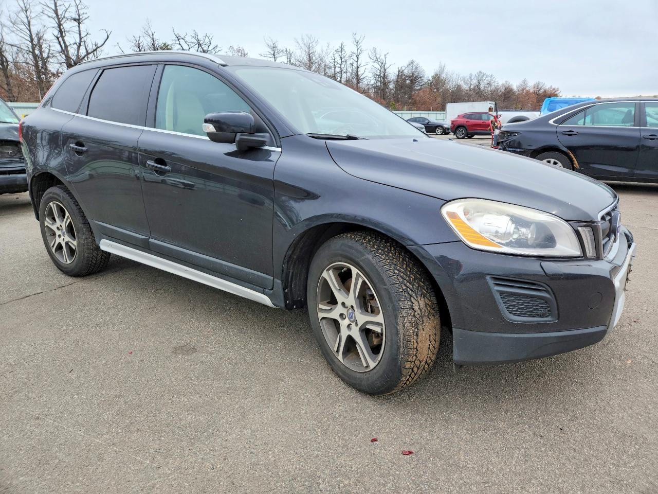 2013 VOLVO XC60