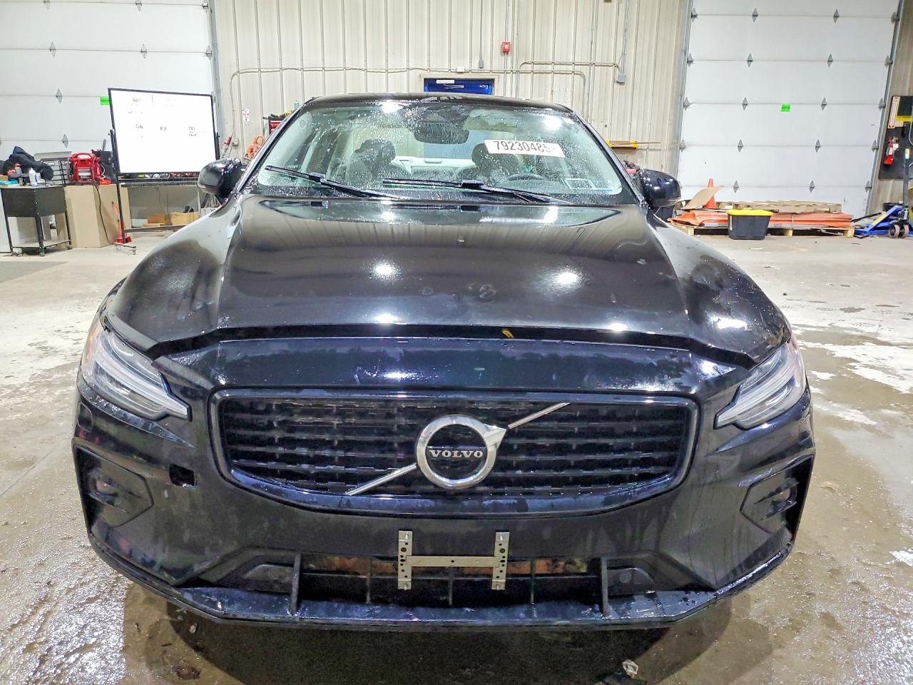 2022 VOLVO S60