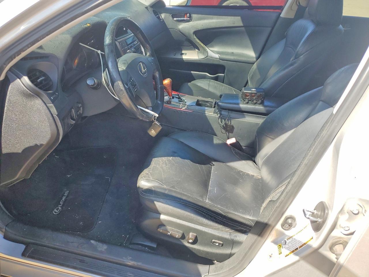 2009 LEXUS IS 250