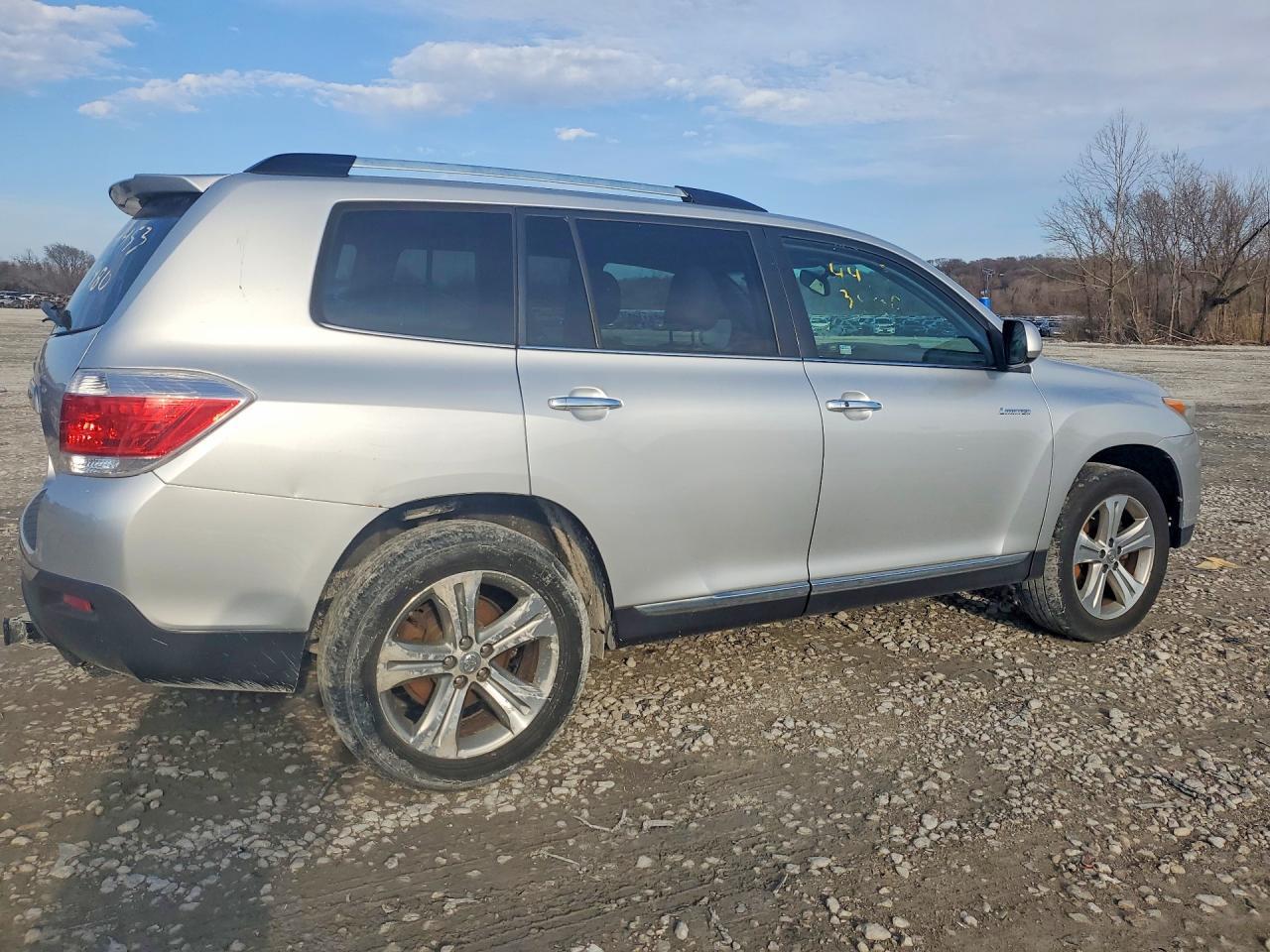 2012 TOYOTA HIGHLANDER