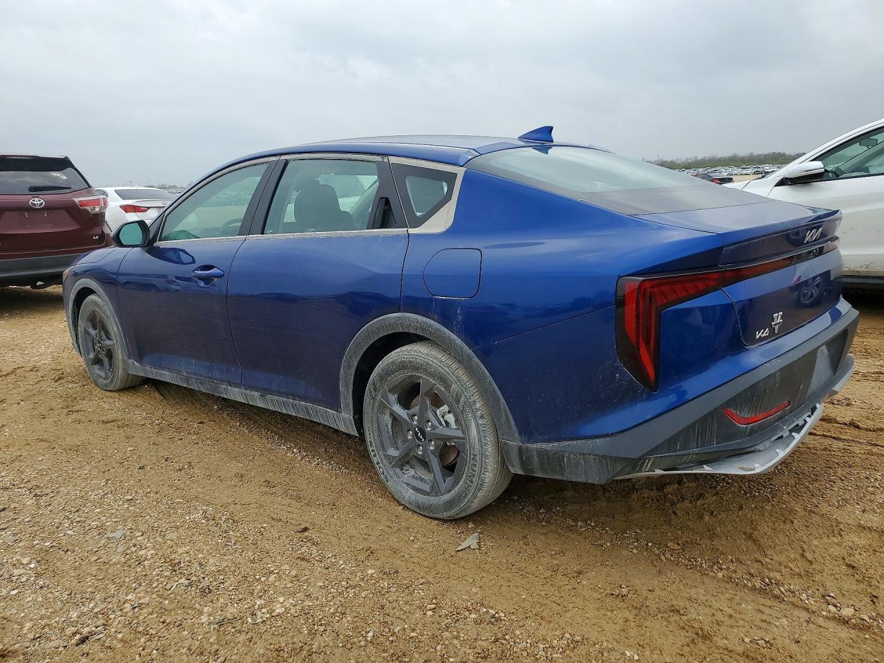 2025 KIA K4