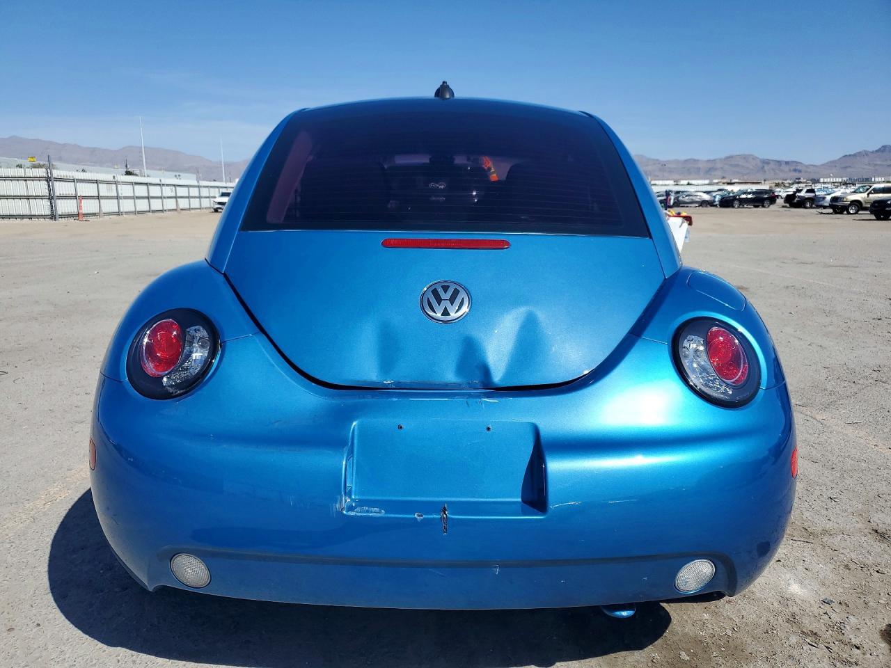 2004 VOLKSWAGEN Beetle
