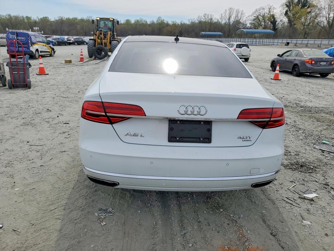 2015 AUDI A8