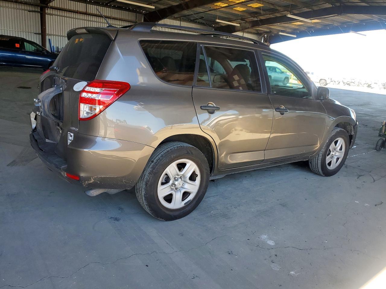 2011 TOYOTA RAV4