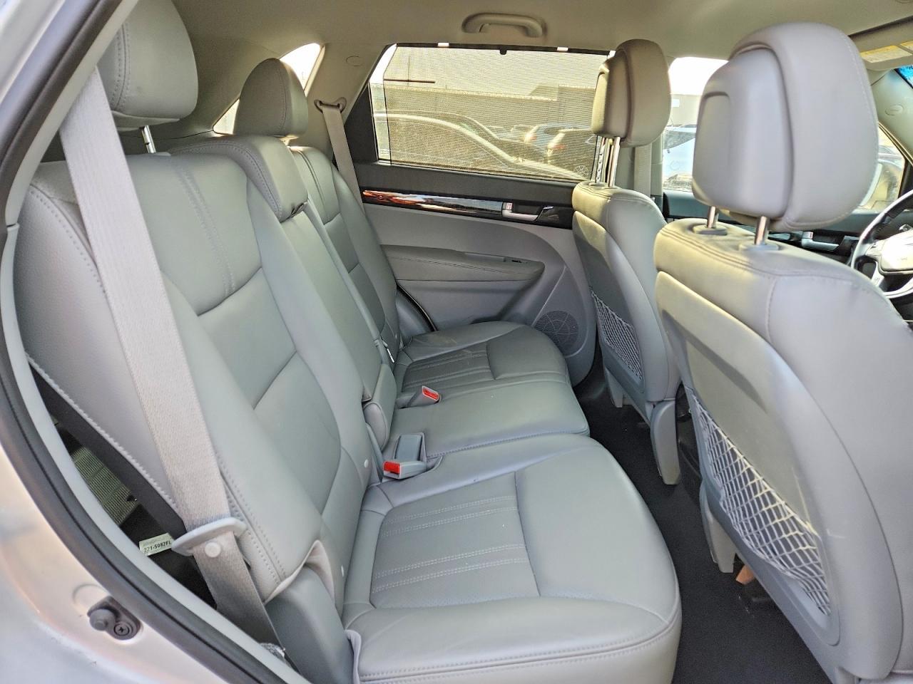 2015 KIA SORENTO