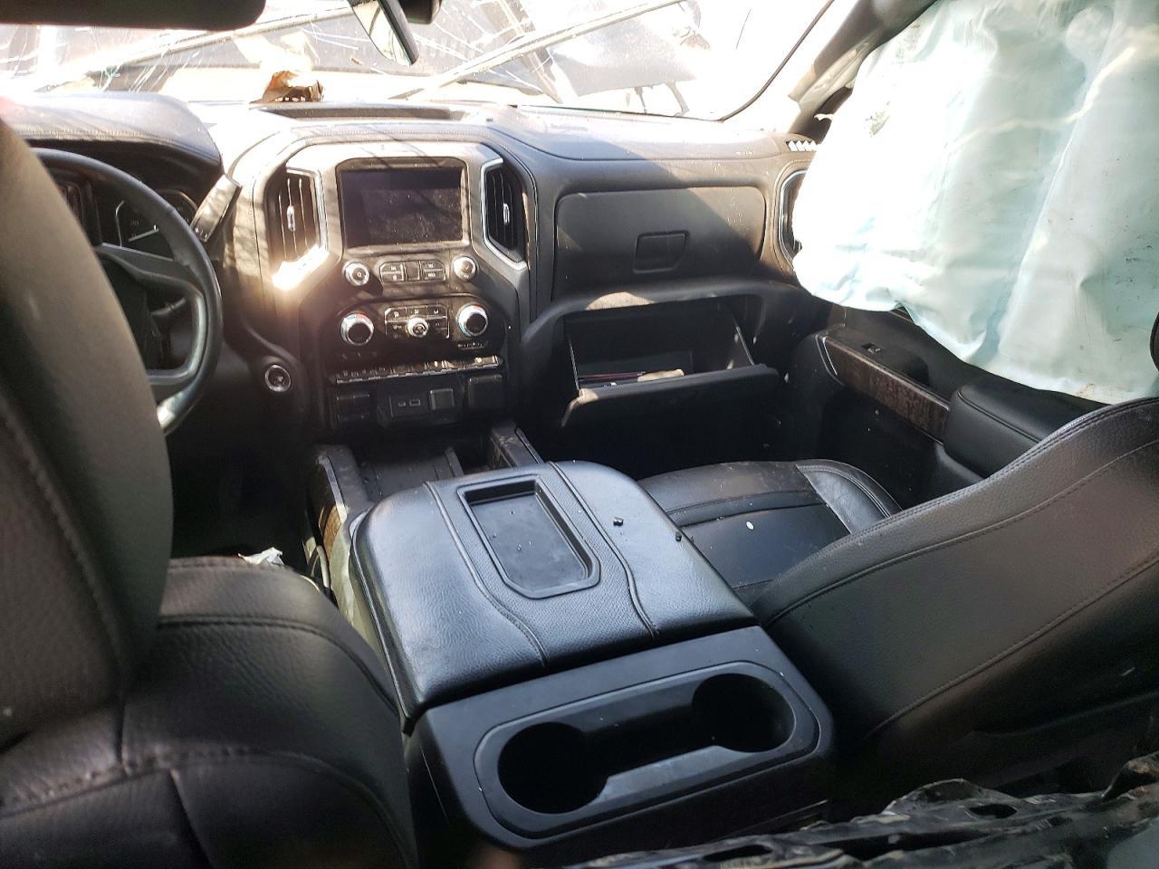 2020 GMC Sierra