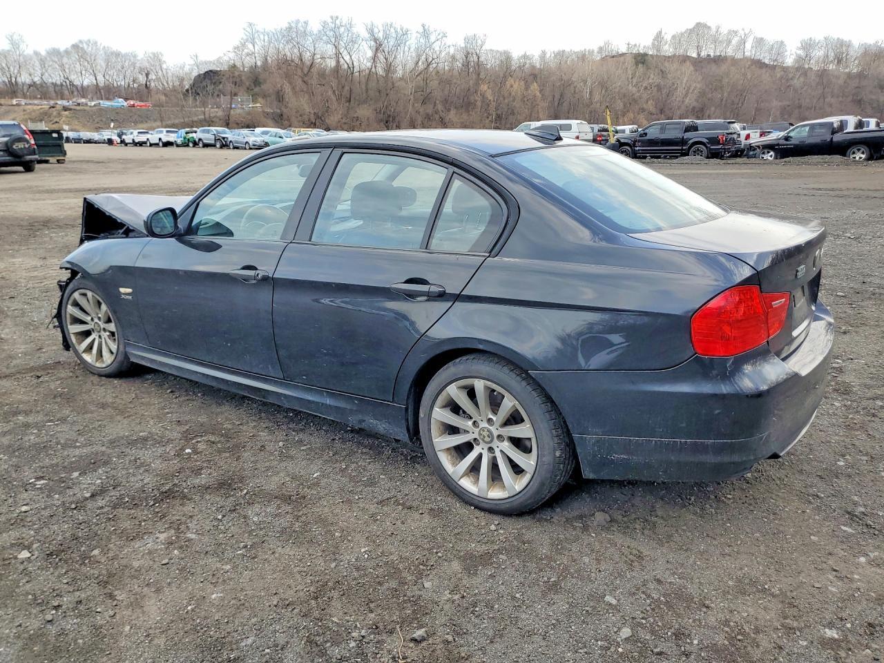 2011 BMW 3 SERIES