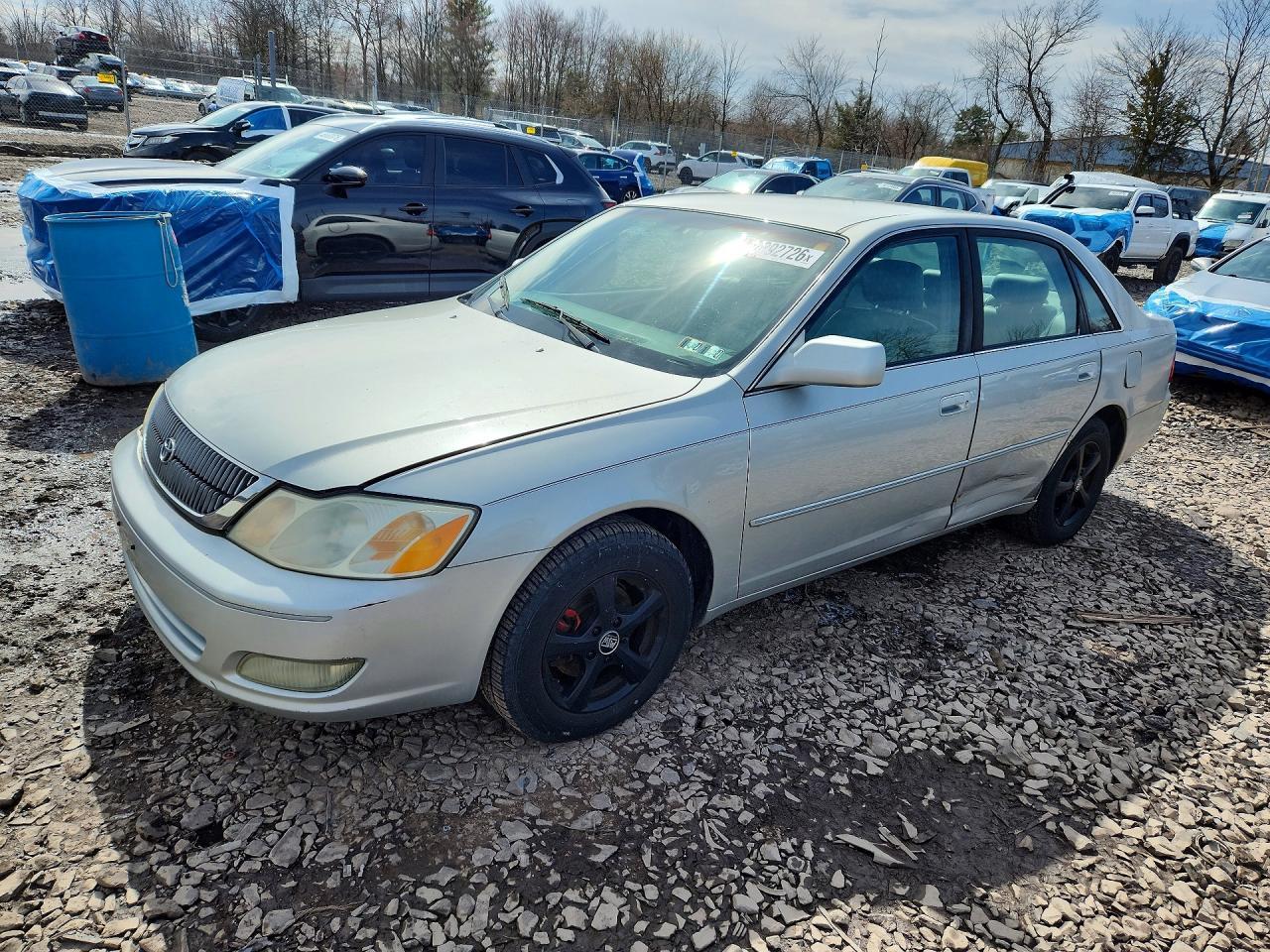 2002 TOYOTA Avalon