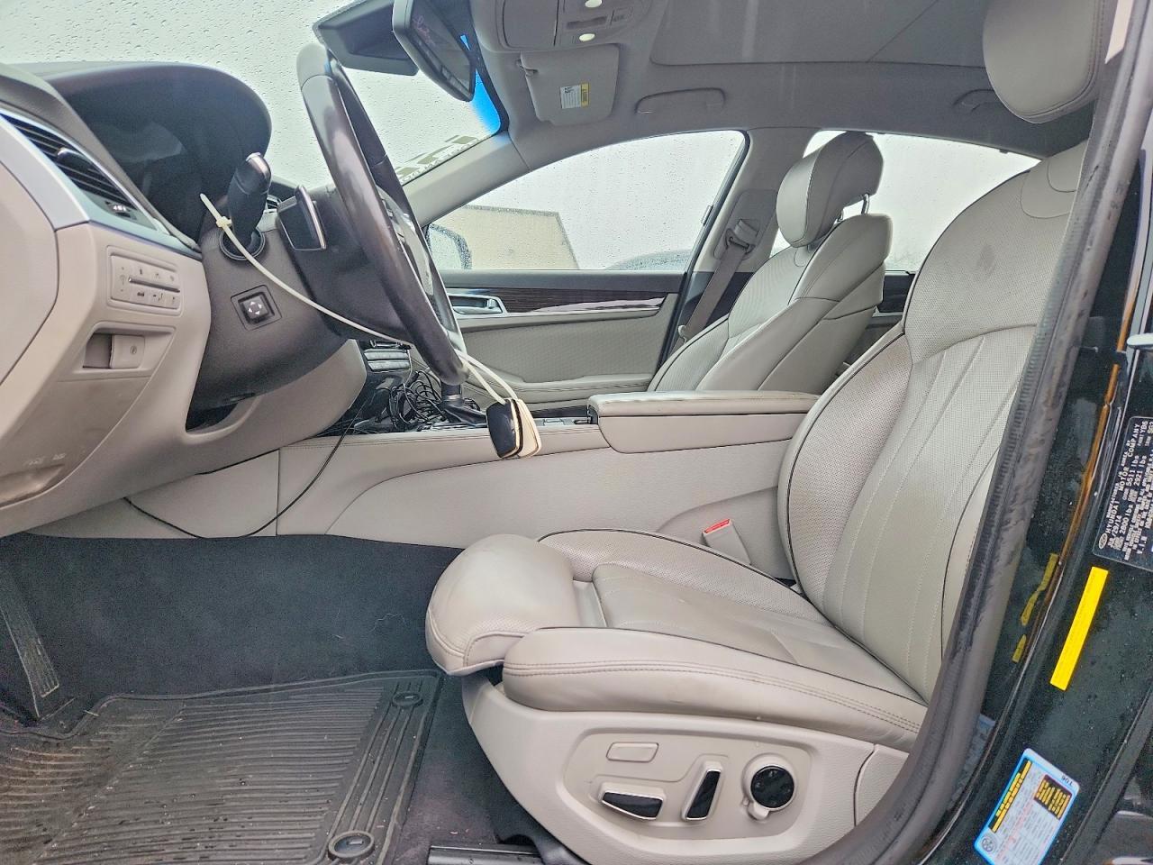 2015 HYUNDAI GENESIS