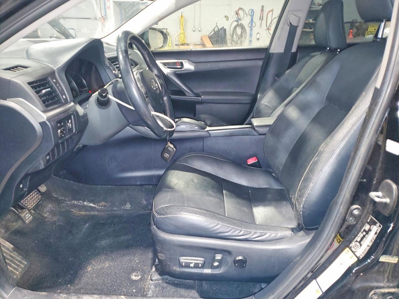 2012 LEXUS CT 200H