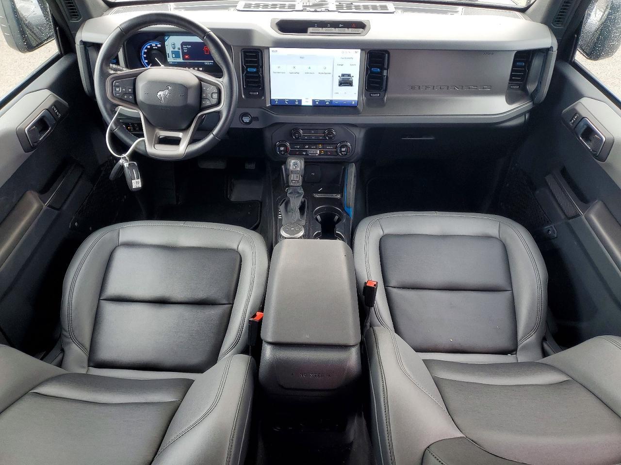 2024 FORD Bronco