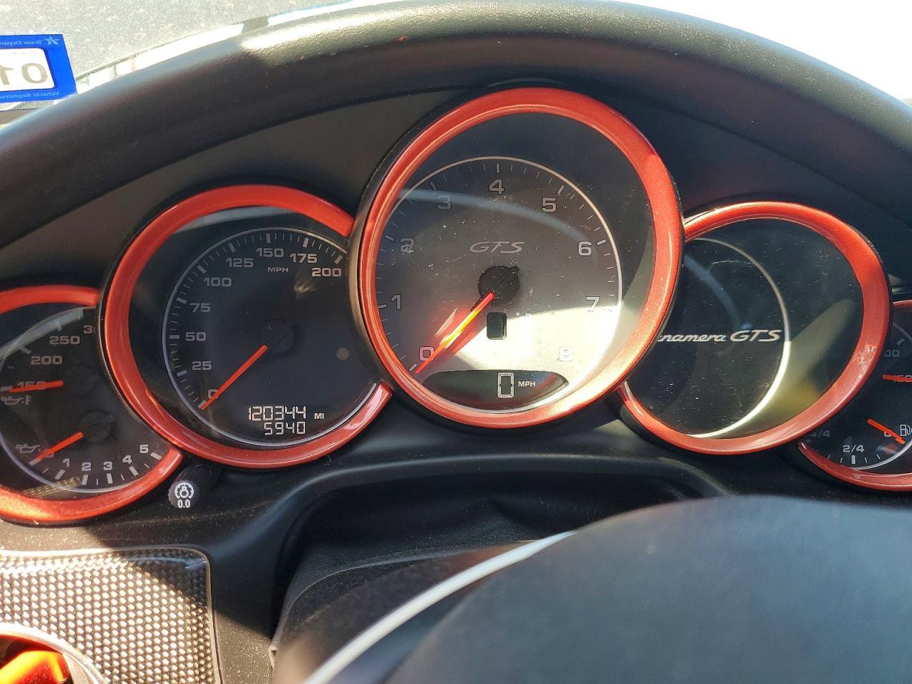2014 PORSCHE Panamera