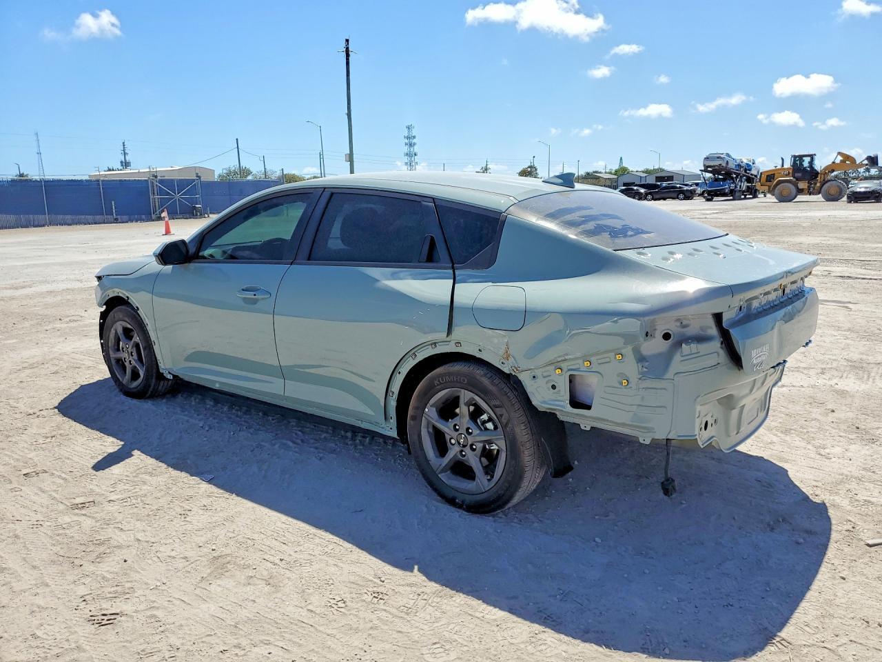 2025 KIA K4