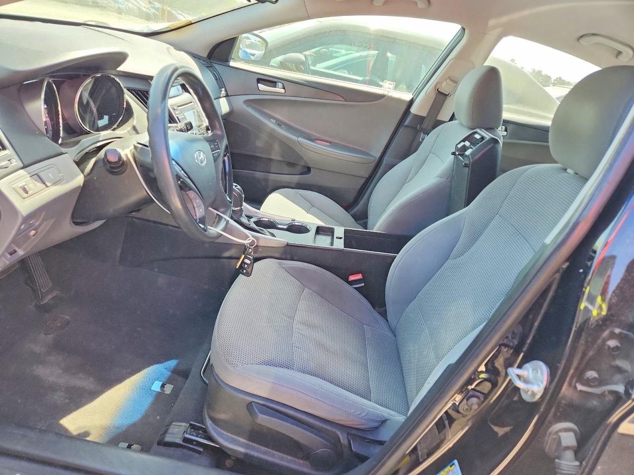 2013 HYUNDAI SONATA