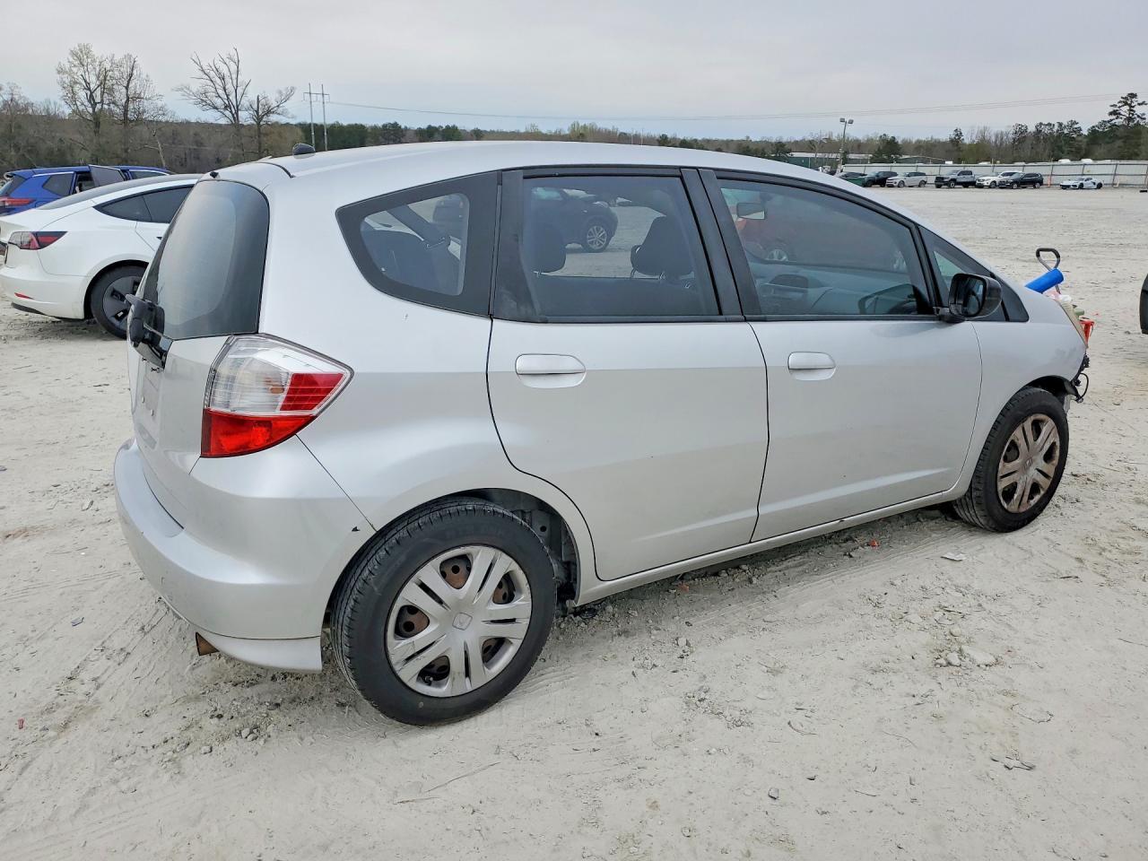 2011 HONDA FIT