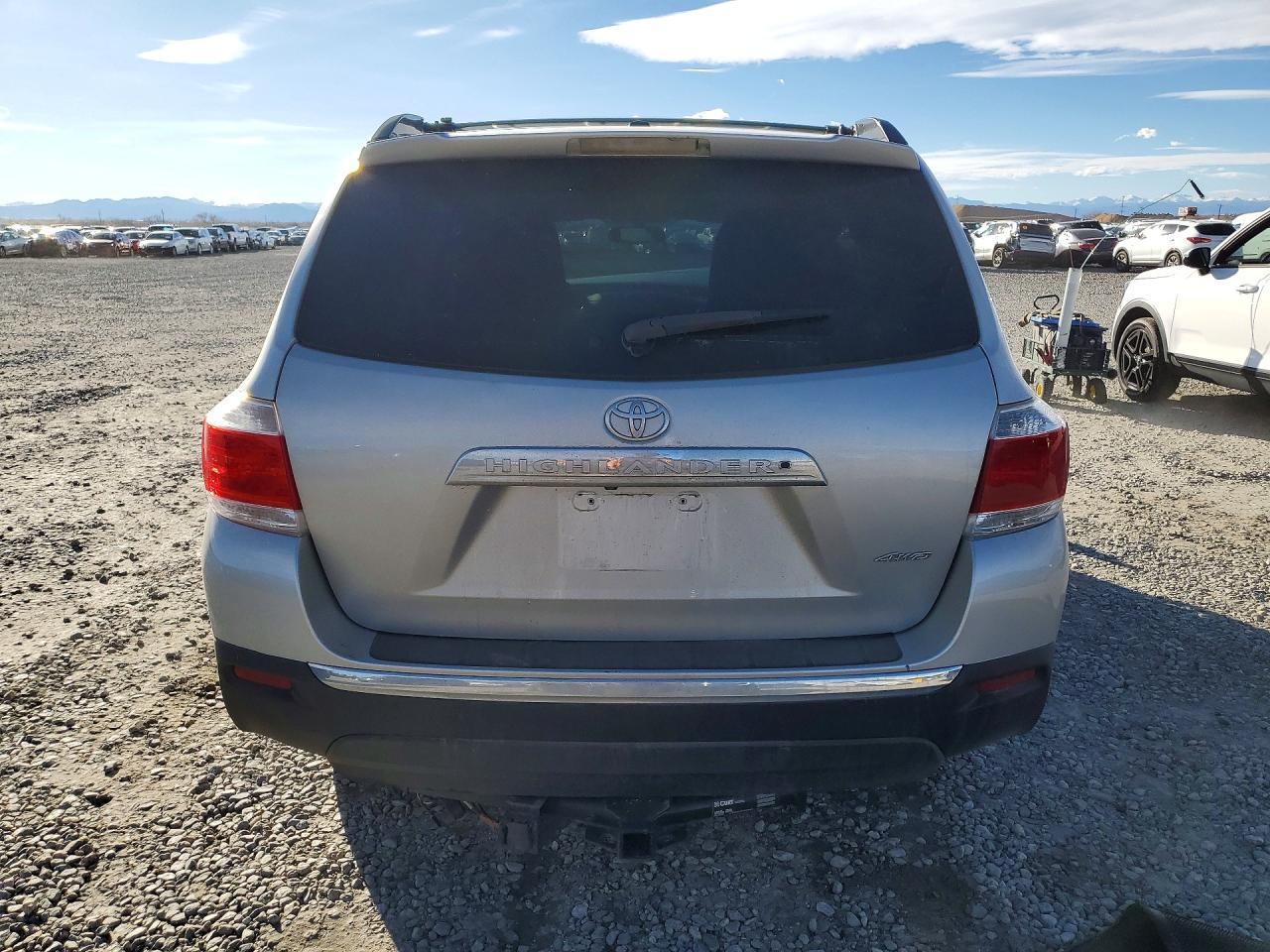 2012 TOYOTA HIGHLANDER