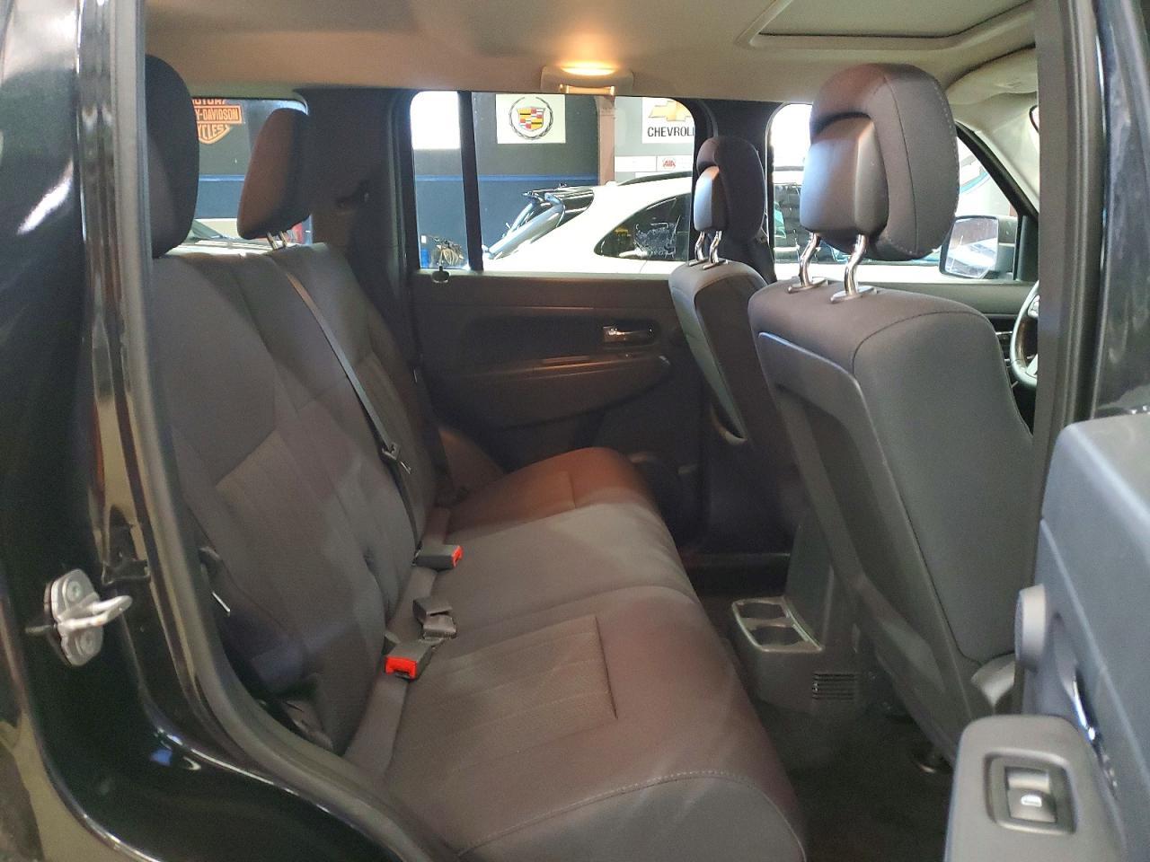 2011 JEEP Liberty