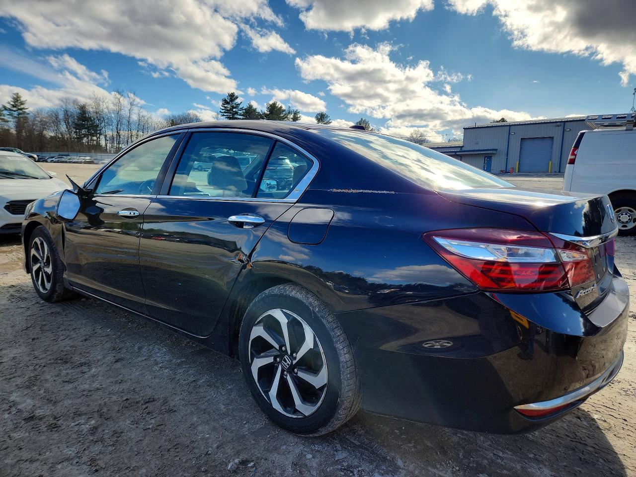 2017 HONDA ACCORD