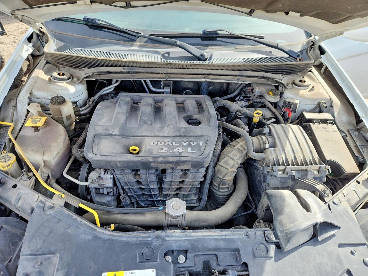 2013 CHRYSLER 200