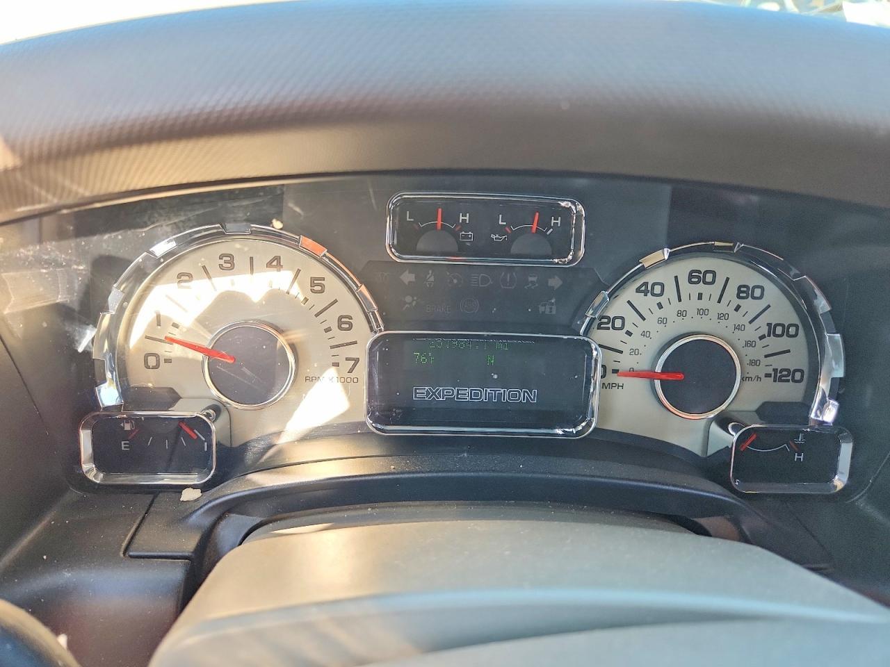 2011 FORD Expedition