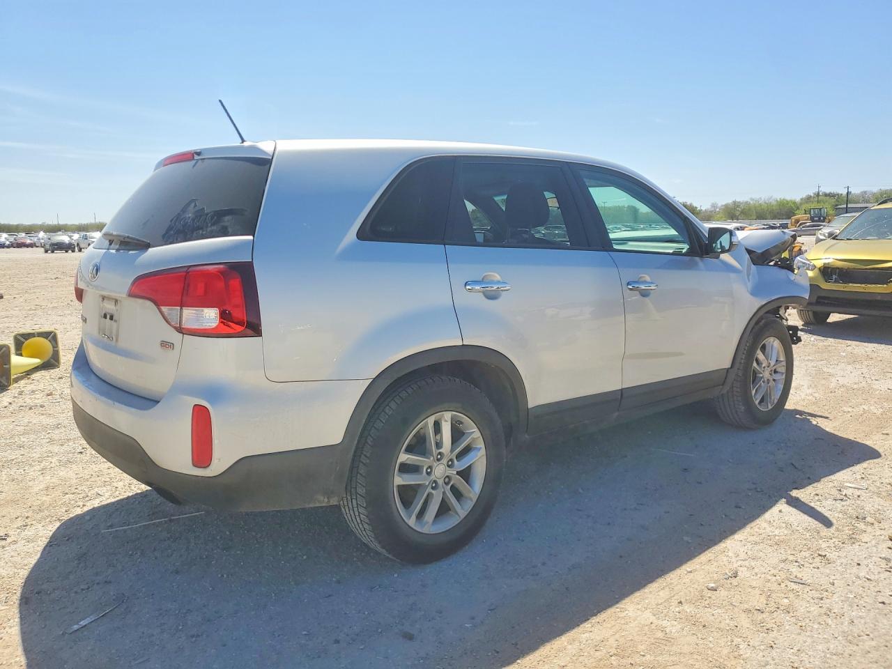 2015 KIA SORENTO