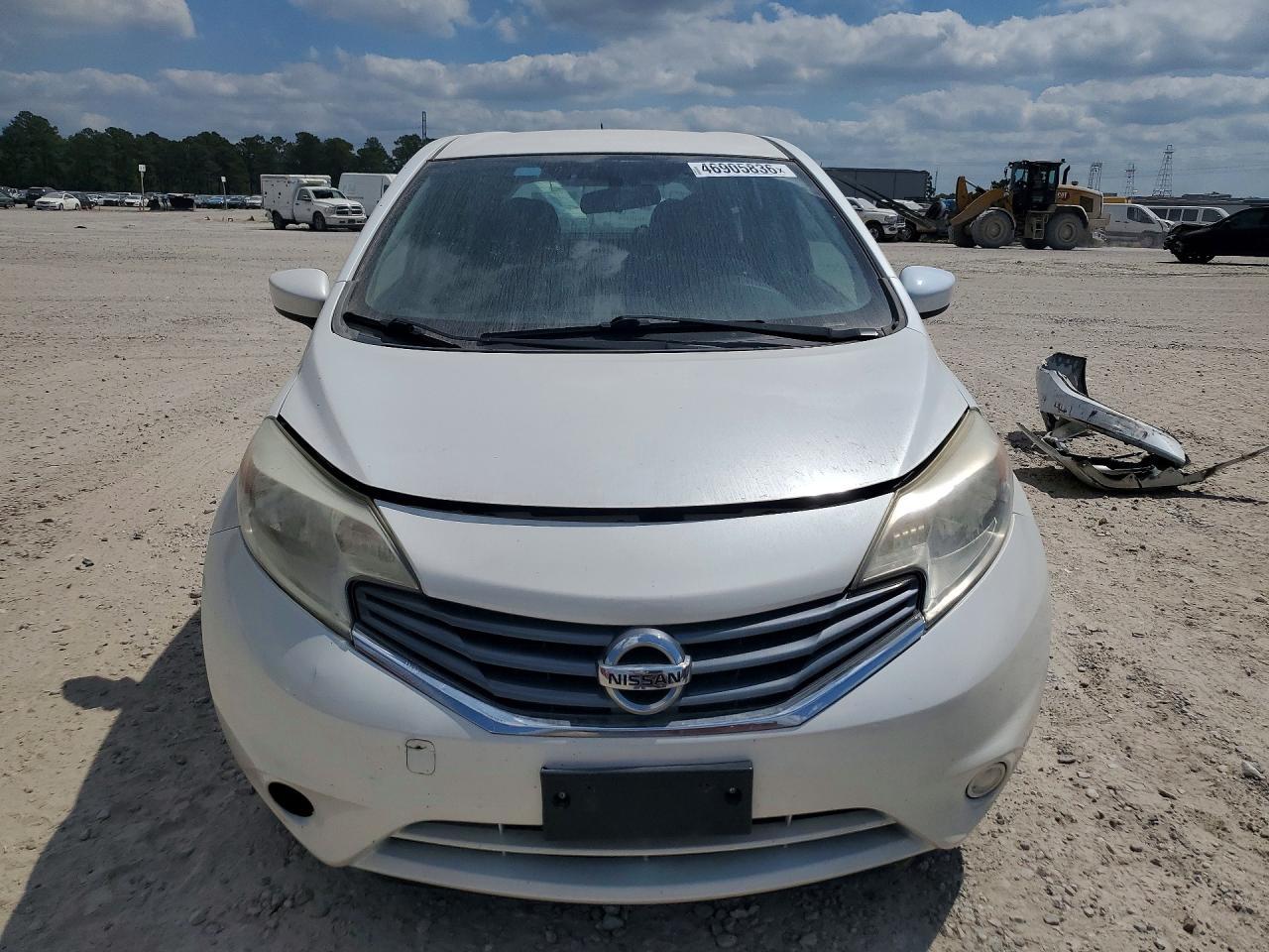 2015 NISSAN Versa Note