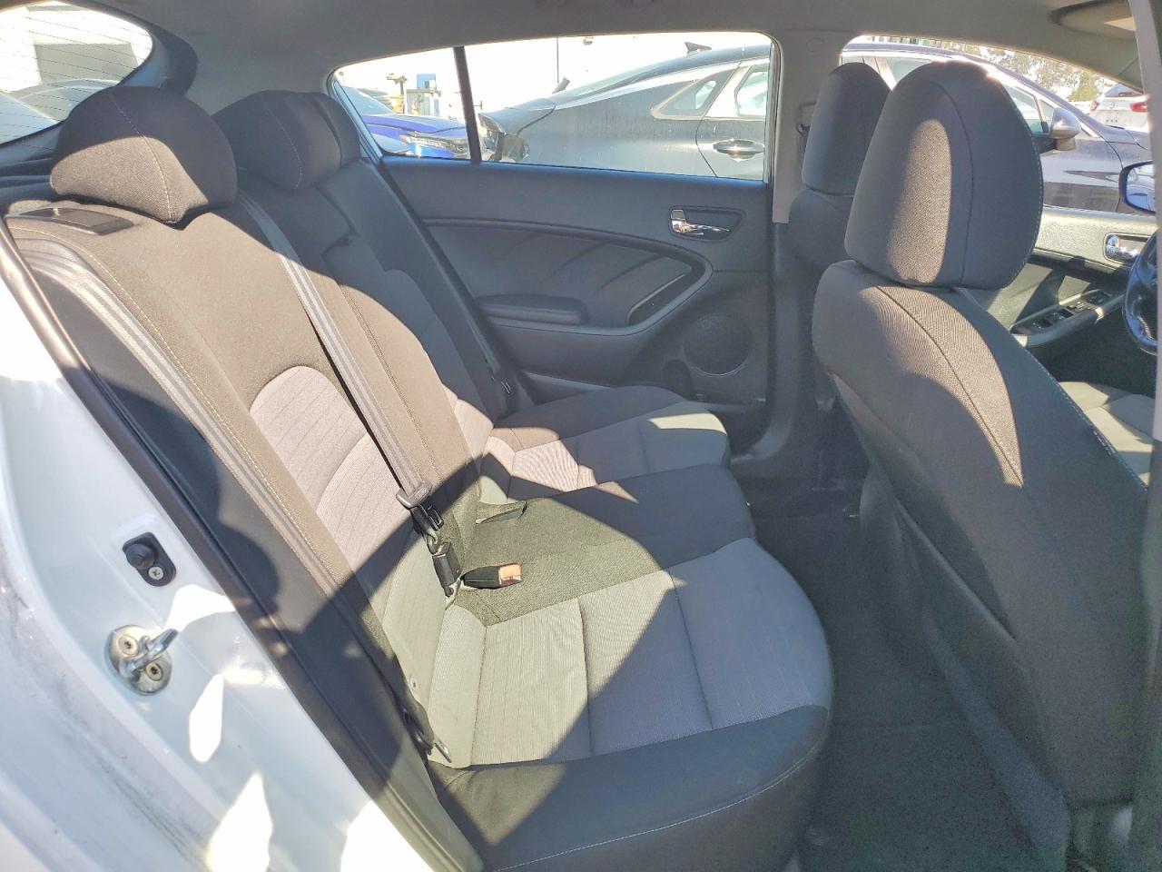 2016 KIA FORTE
