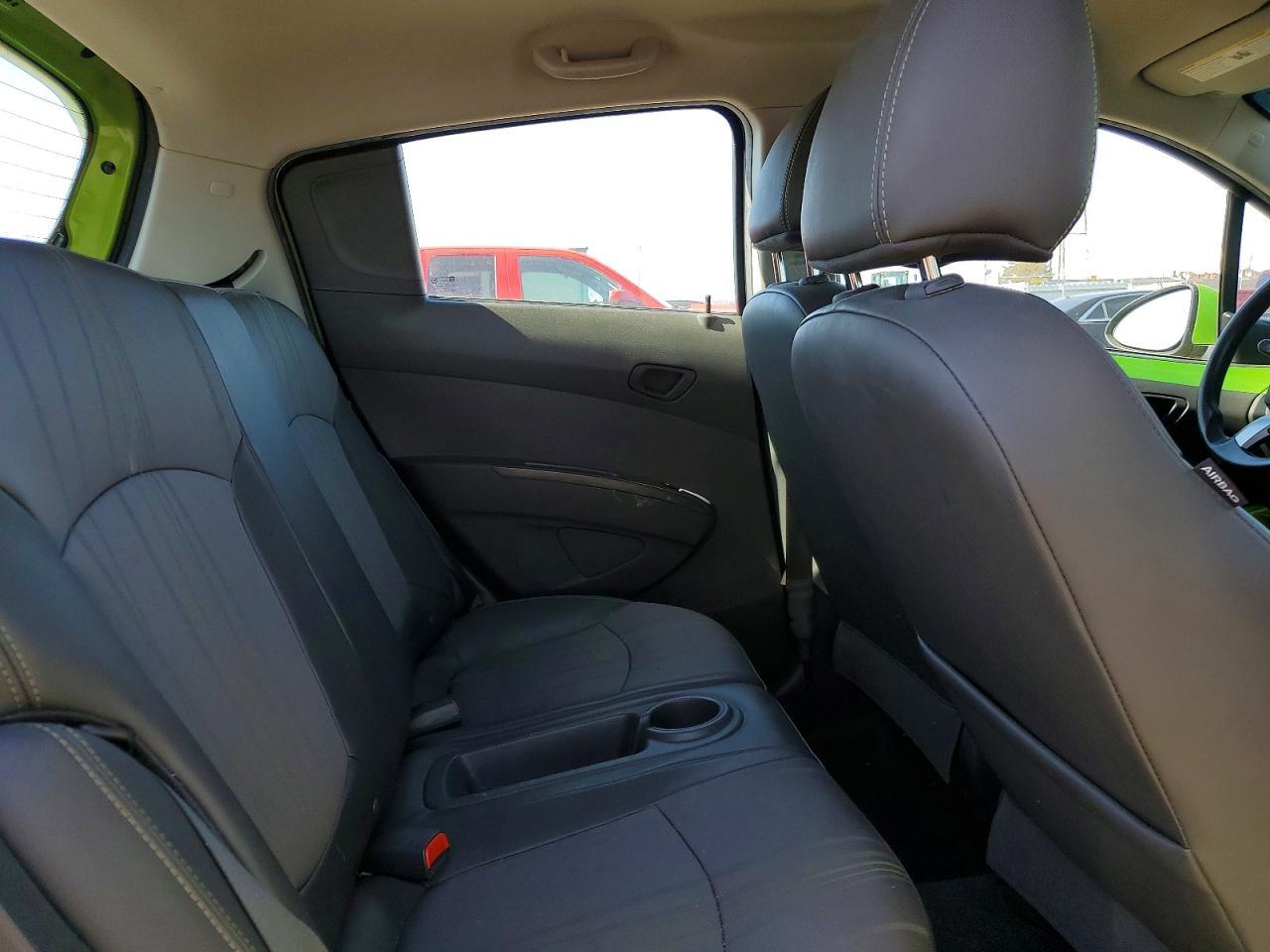2015 CHEVROLET Spark