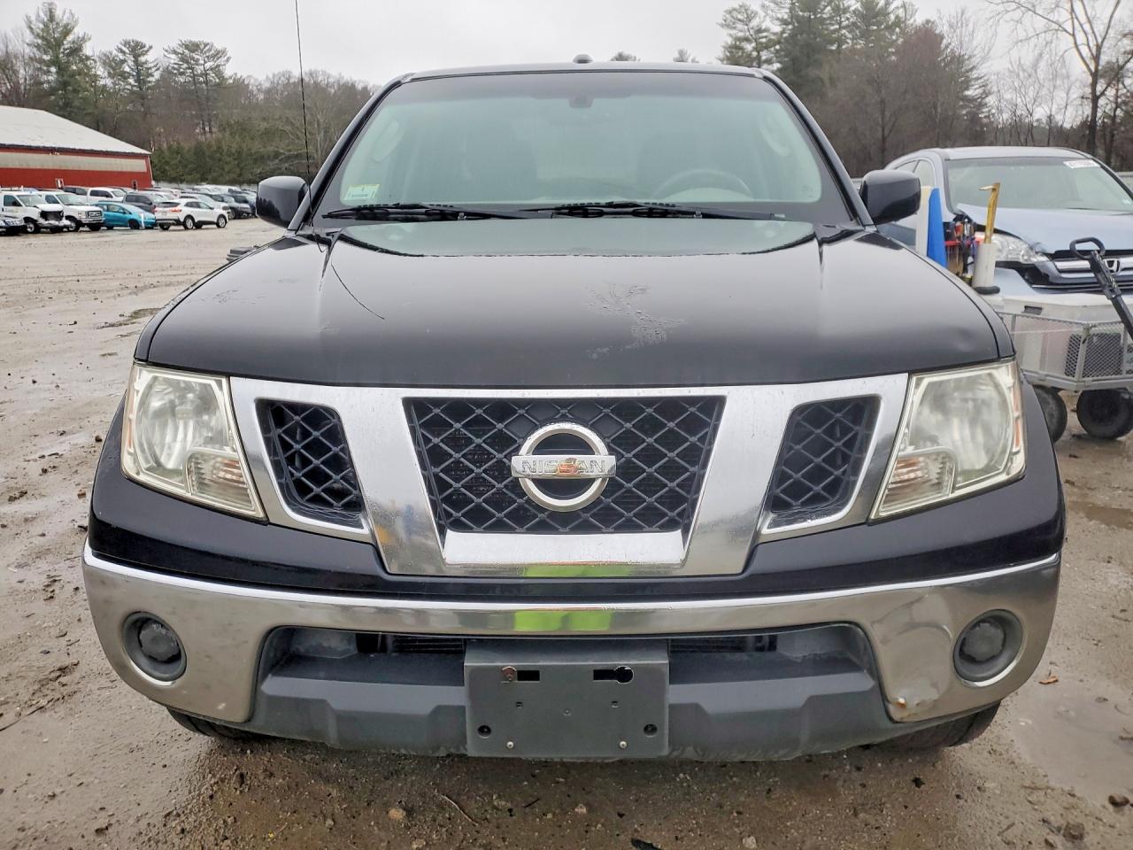 2011 NISSAN Frontier