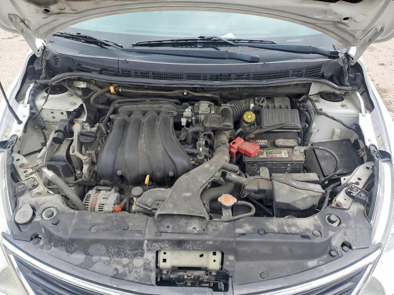 2012 NISSAN VERSA