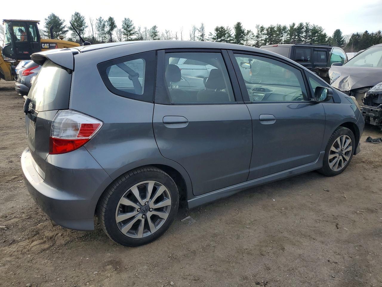 2013 HONDA FIT