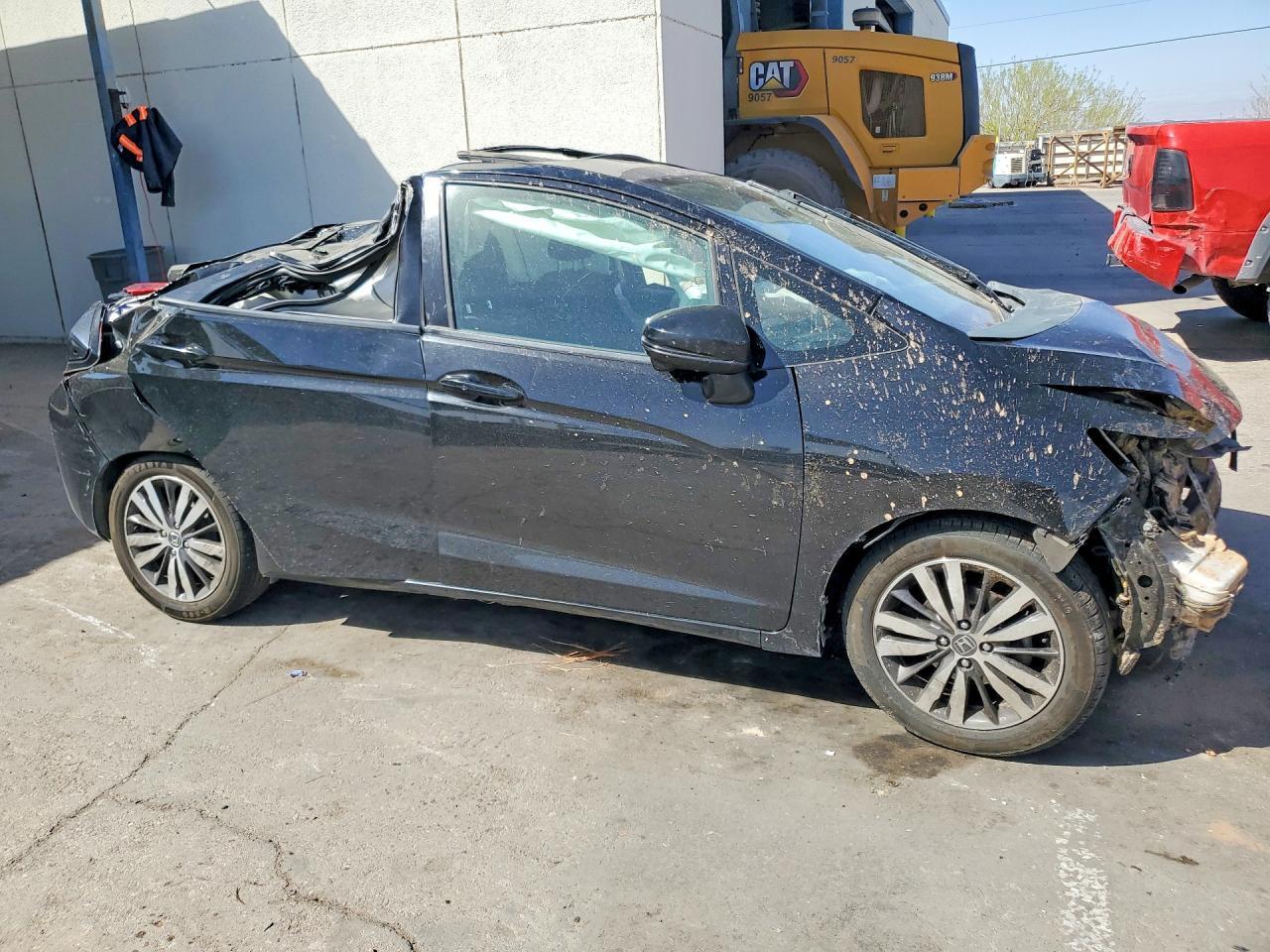 2015 HONDA FIT
