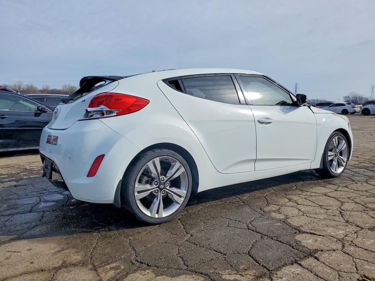 2013 HYUNDAI VELOSTER