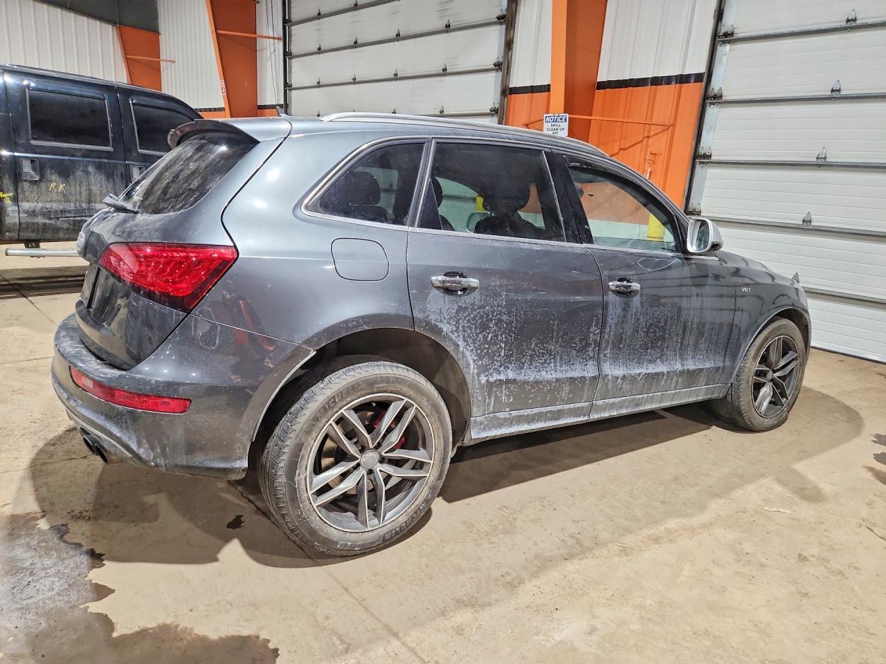 2016 AUDI SQ5