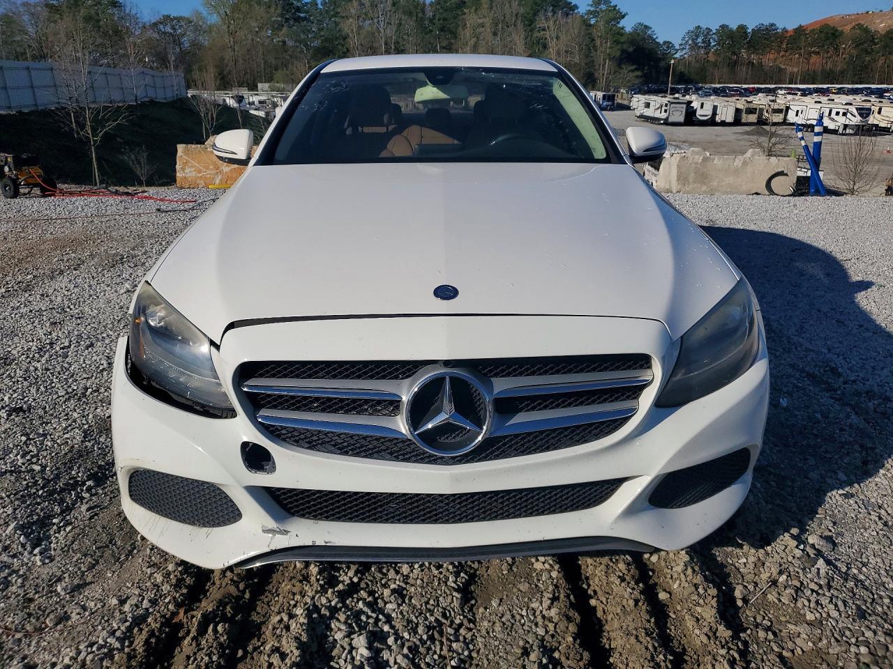 2016 MERCEDES-BENZ C-CLASS
