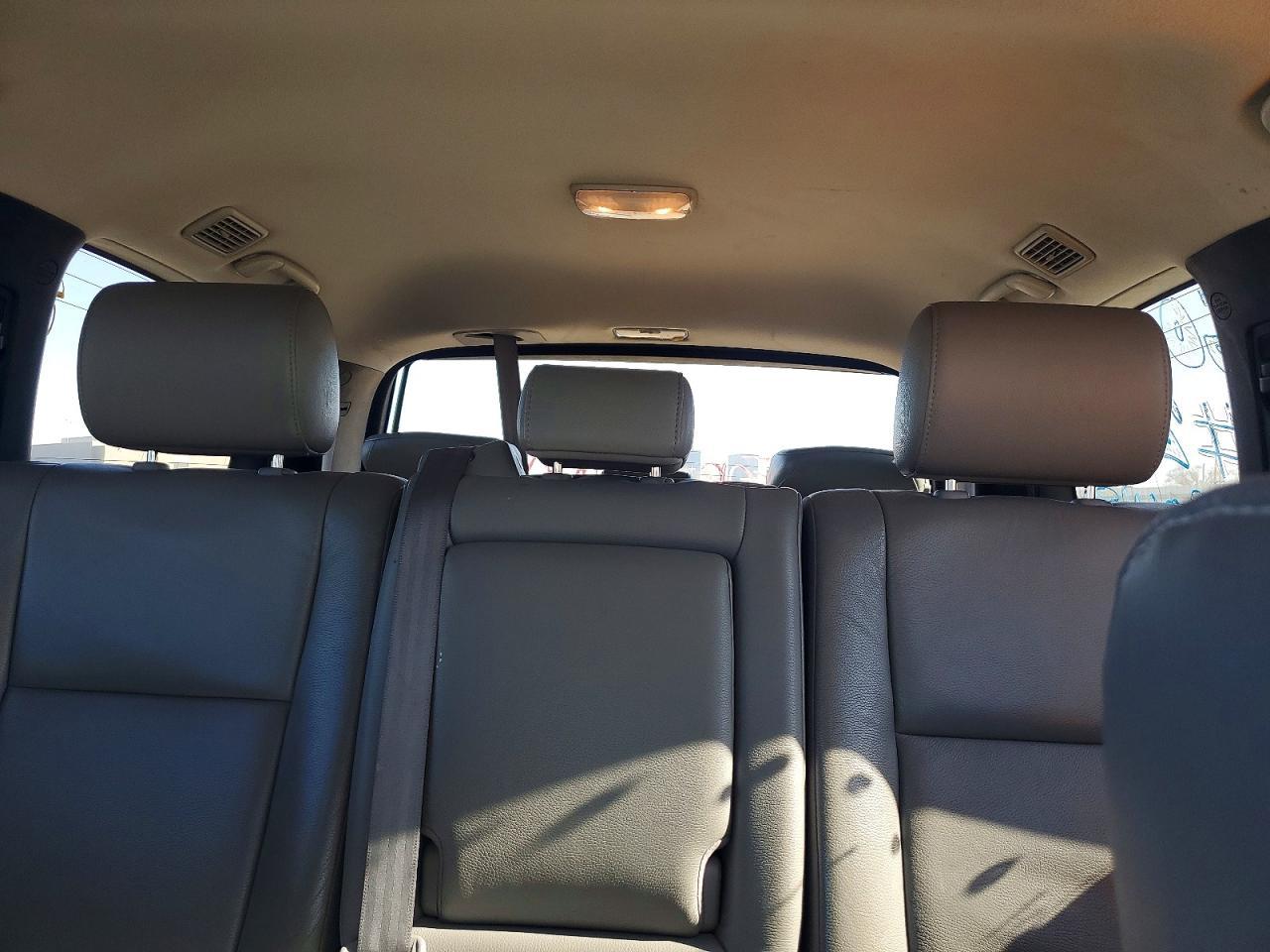 2016 TOYOTA Sequoia
