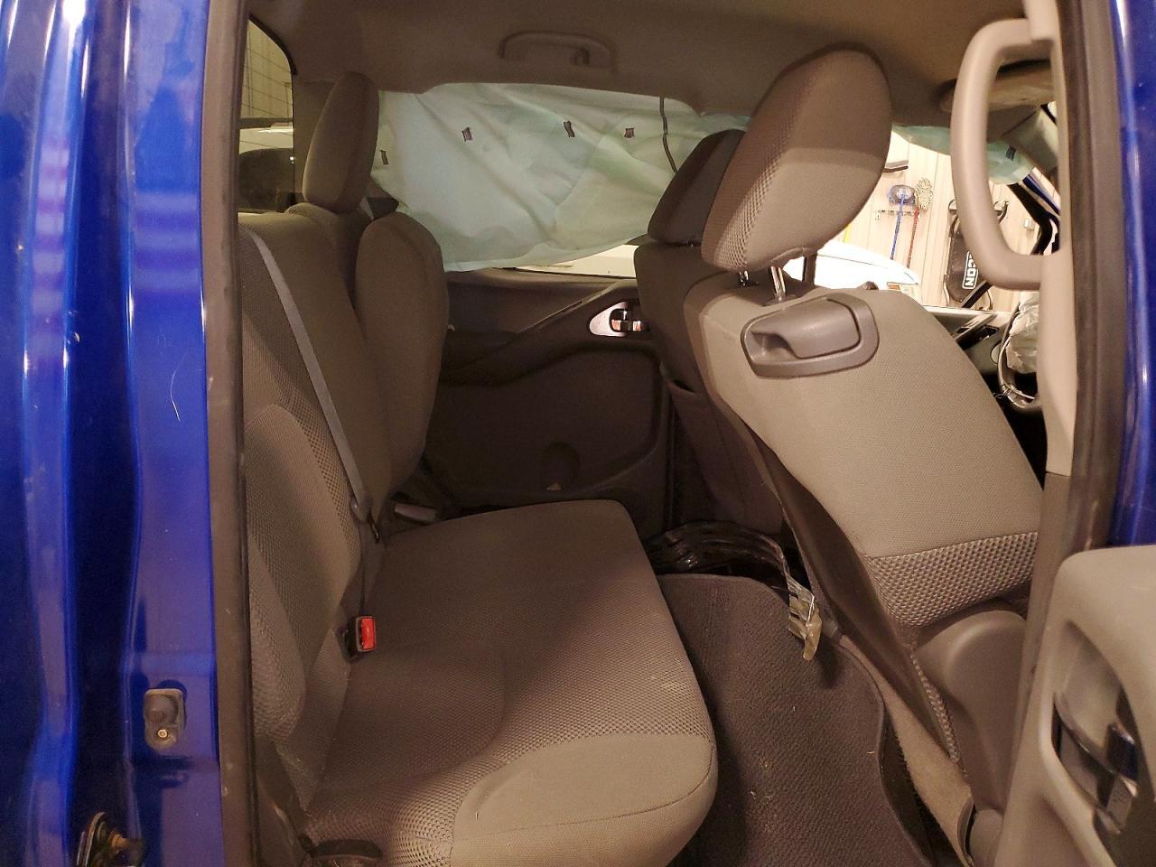2012 NISSAN Frontier